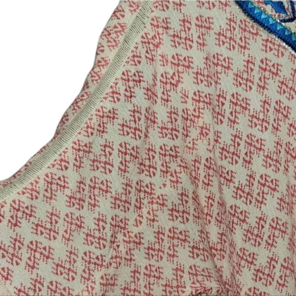 Anthropologie Embroidered Split Back IKAT embroidered Short Sleeve Tunic Top M - Picture 5 of 16